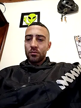 sebasxx97 online show from 12.31.24
