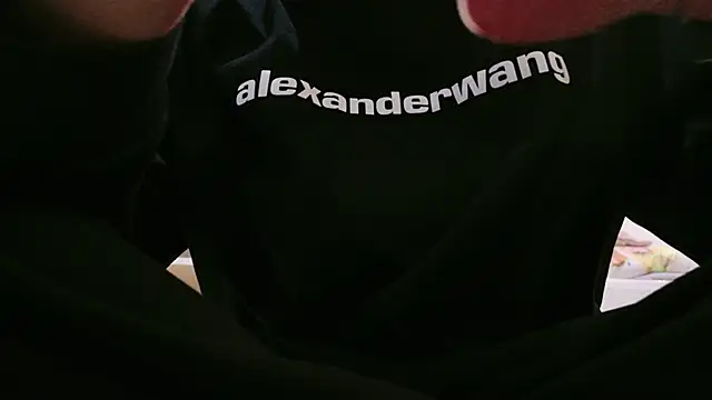 POCARI SWEAT online show from 12.19.25