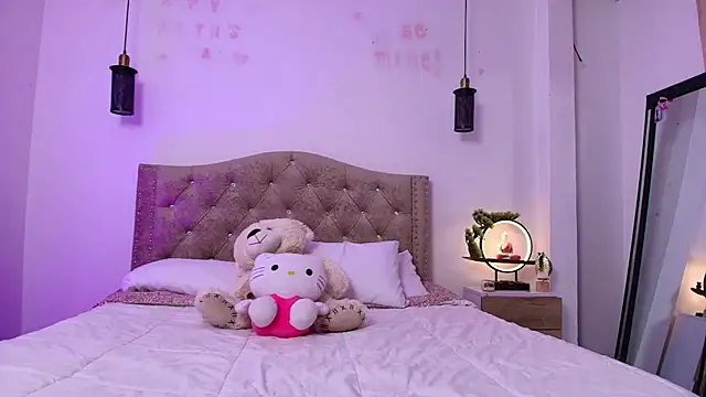 AnnieNasty online show from 03.20.25