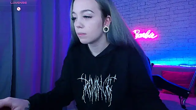 Snapshot of -Stacyy- chatting on 12.08.24 -Stacyy- online show from 12.08.24