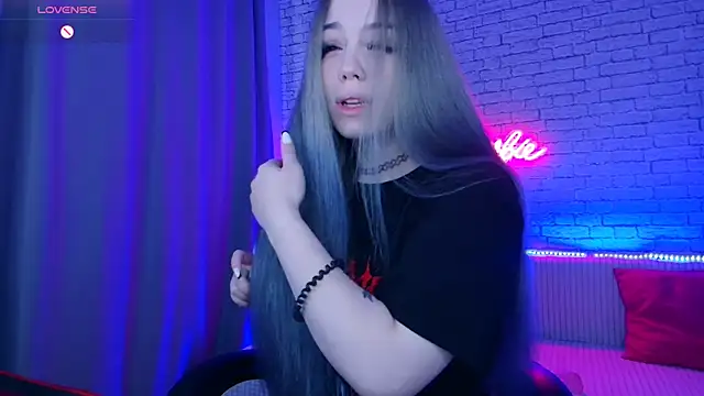 Snapshot of -Stacyy- chatting on 12.18.24 -Stacyy- online show from 12.18.24