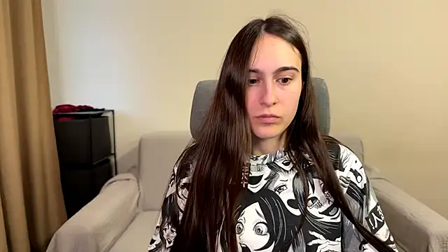 Snapshot of AliceKolltt chatting on 05.30.26 AliceKolltt online show from 05.30.26