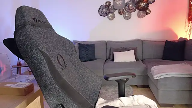 angela 88 online show from 02.25.25