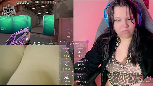 crystal7u7 online show from 01.14.25