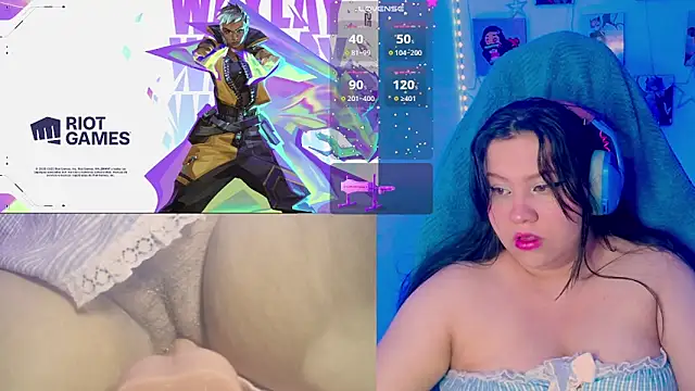 crystal7u7 online show from 03.14.25