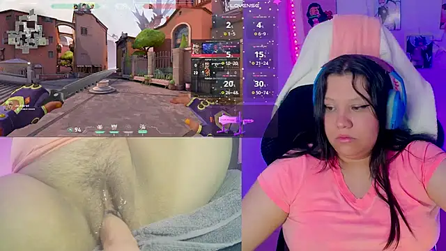 crystal7u7 online show from 03.15.25