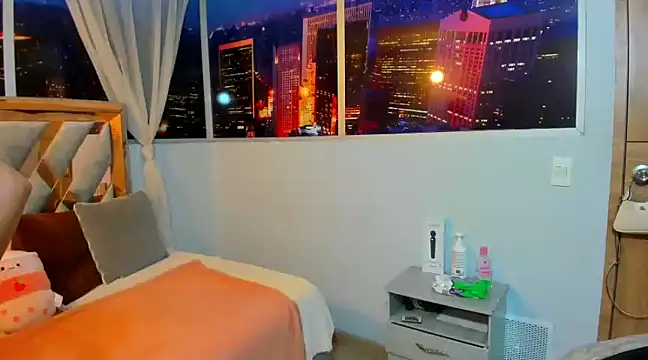 Snapshot of Kendall_Sophy chatting on 01.27.25 Kendall Sophy online show from 01.27.25