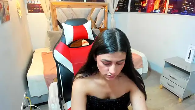 Snapshot of Kendall_Sophy chatting on 01.30.25 Kendall Sophy online show from 01.30.25