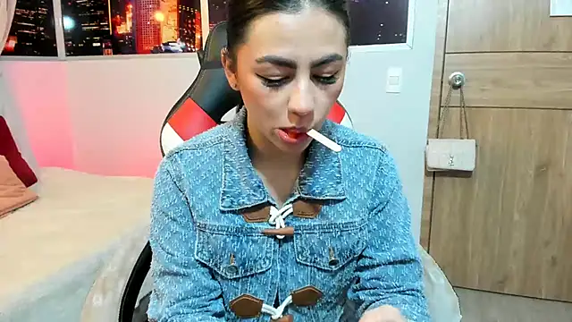 Snapshot of Kendall_Sophy chatting on 02.20.25 Kendall Sophy online show from 02.20.25