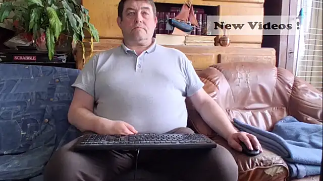 Snapshot of sympatrique chatting on 05.04.26 sympatrique online show from 05.04.26