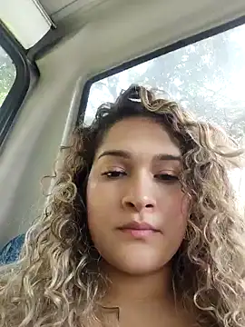 Sara smiiith211 online show from 12.08.24