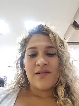 Sara smiiith211 online show from 01.08.25