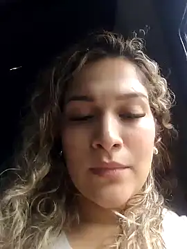 Sara smiiith211 online show from 02.05.25