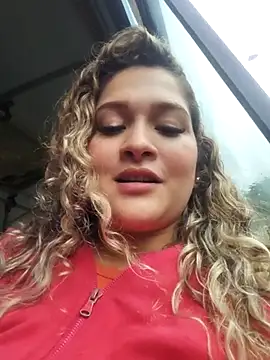 Sara smiiith211 online show from 03.06.25