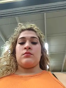 Sara smiiith211 online show from 12.15.25