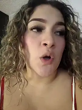 Sara smiiith211 online show from 05.10.26