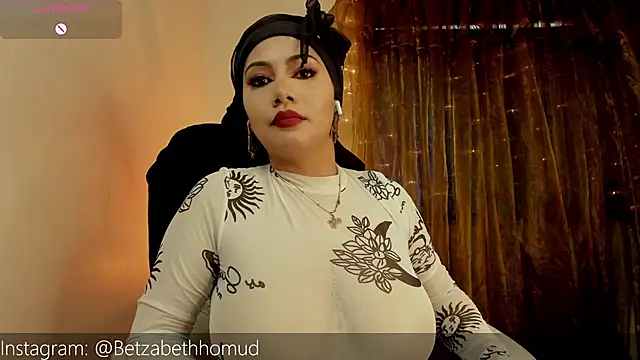 Snapshot of BetzabethHomud0 chatting on 01.12.25 BetzabethHomud0 online show from 01.12.25