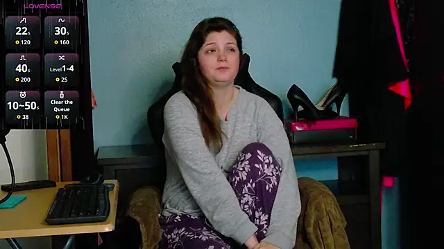 TreeJeanne online show from 10.08.25