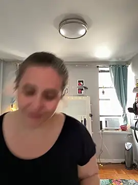 sylviahhh online show from 06.07.26