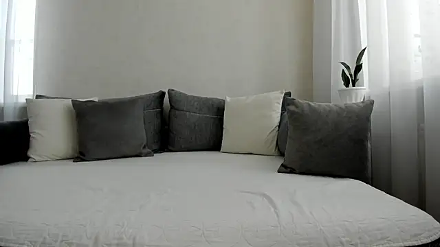 Angel-Rosa online show from 12.22.25