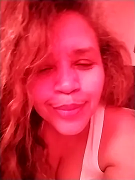 Snapshot of Alma_Sexyy chatting on 10.11.25 Alma Sexyy online show from 10.11.25