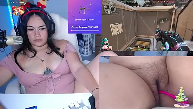 Snapshot of Sunny_Gamer7 chatting on 12.13.24 Sunny Gamer7 online show from 12.13.24