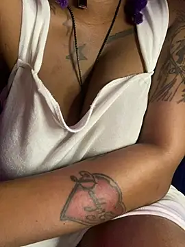 Cherrytowild online show from 02.12.26