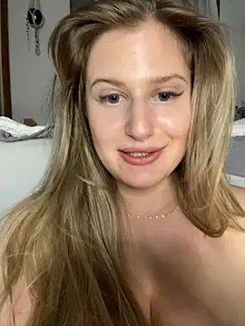 Snapshot of Busty-Ellie chatting on 01.30.25 Busty-Ellie online show from 01.30.25