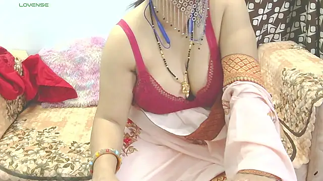 Snapshot of sheetaldave chatting on 02.18.25 sheetaldave online show from 02.18.25