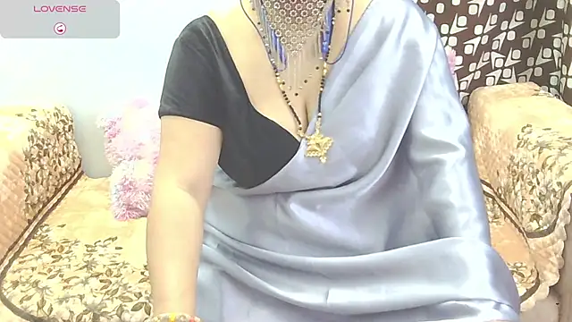 Snapshot of sheetaldave chatting on 03.01.25 sheetaldave online show from 03.01.25