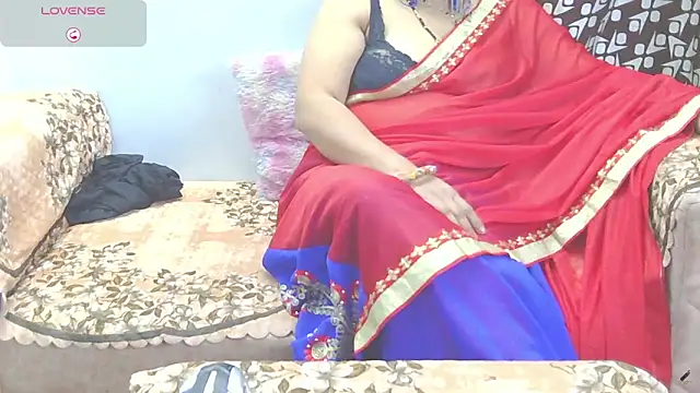 Snapshot of sheetaldave chatting on 03.07.25 sheetaldave online show from 03.07.25