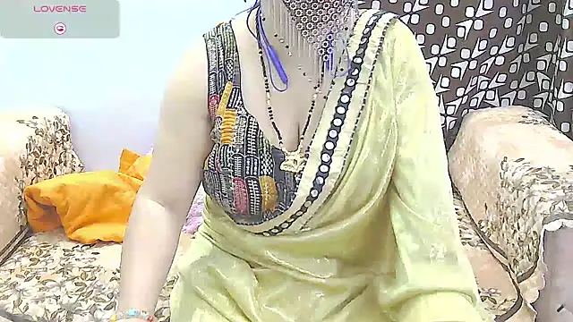 Snapshot of sheetaldave chatting on 03.19.25 sheetaldave online show from 03.19.25