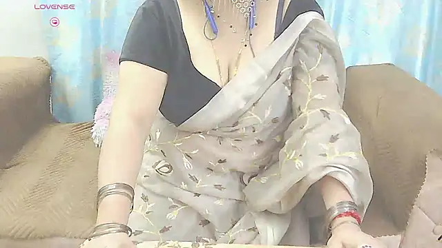Snapshot of sheetaldave chatting on 09.27.25 sheetaldave online show from 09.27.25