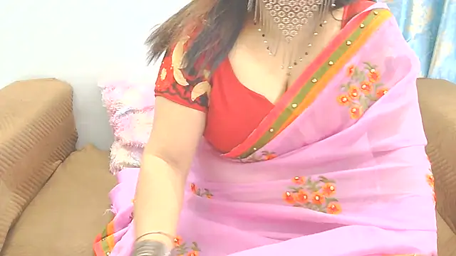 Snapshot of sheetaldave chatting on 07.17.26 sheetaldave online show from 07.17.26