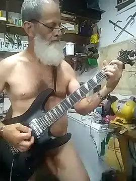 Snapshot of Danialanon chatting on 09.27.25 Danialanon online show from 09.27.25