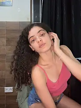 Snapshot of izumikarol chatting on 01.31.26 izumikarol online show from 01.31.26