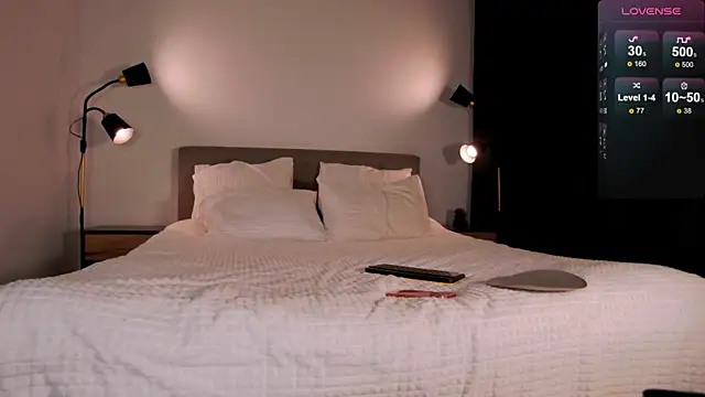 WOW-PeaCH-Girl online show from 01.14.26