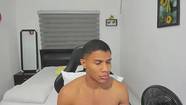 corzoethan online show from 11.06.25