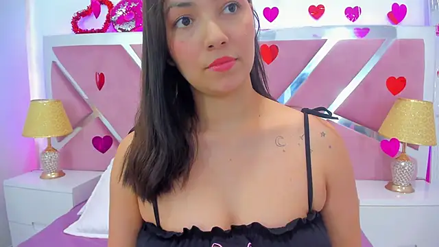 NinnaVous online show from 03.05.25