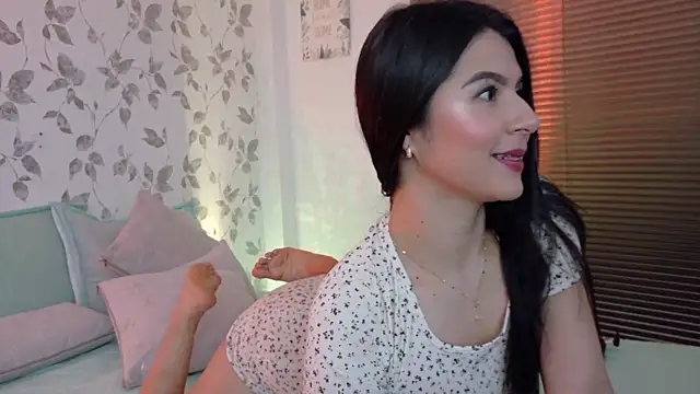 Snapshot of Nathaly-Lopez chatting on 06.12.26 Nathaly-Lopez online show from 06.12.26