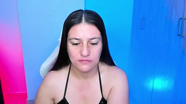 Saskyaa online show from 10.13.25