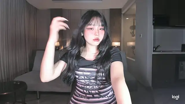 hee young11 online show from 03.21.25