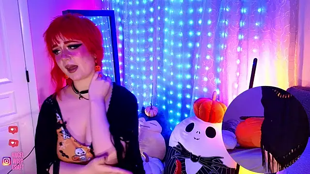 Snapshot of Angel-Lewd-Cake chatting on 01.10.25 Angel-Lewd-Cake online show from 01.10.25