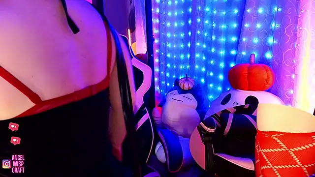 Snapshot of Angel-Lewd-Cake chatting on 01.14.25 Angel-Lewd-Cake online show from 01.14.25