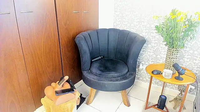 mabelsaravia online show from 04.15.26