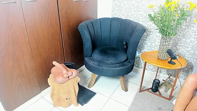 mabelsaravia online show from 04.16.26