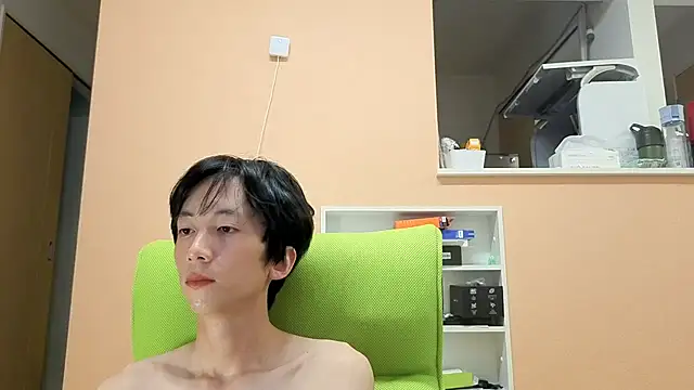 Snapshot of freeeeeessssss111 chatting on 11.04.25 freeeeeessssss111 online show from 11.04.25