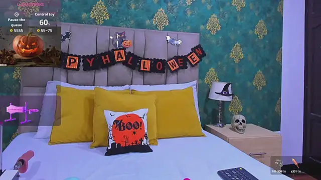 SuzanSmithh online show from 10.15.25