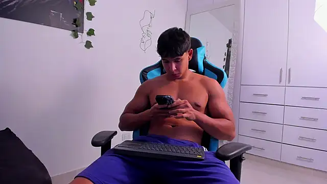 Bray Kevin online show from 12.02.24