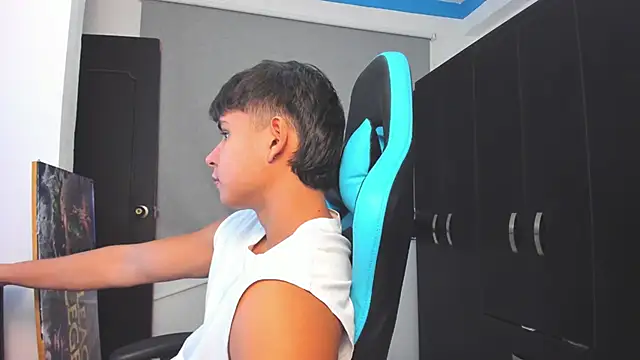 Bray Kevin online show from 11.08.25